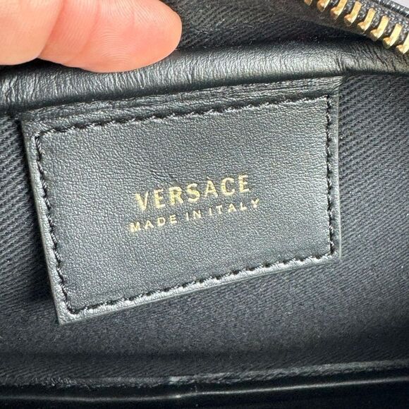 VERSACE Grained Calfskin 90's Logo Belt Bag Black - Picture 9 of 13